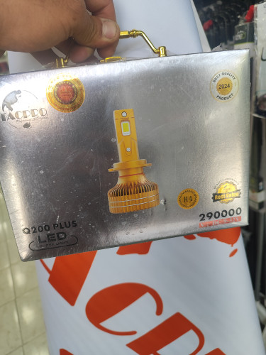 هدلایت لنزو Q200 plus پایه h4 رنگ یخی مناسب انواع خودرو